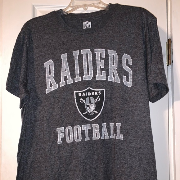 ⚔️☠️🏴‍☠️ Las Vegas Raiders NFL Football Tee ⚔️☠️🏴‍☠️